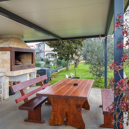 Apartmani Magdalena Pula Bagian luar foto